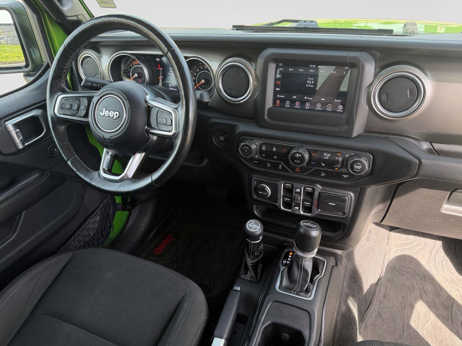 Used 2018 Jeep Wrangler Unlimited Sahara w/ Dual Top Group image 14