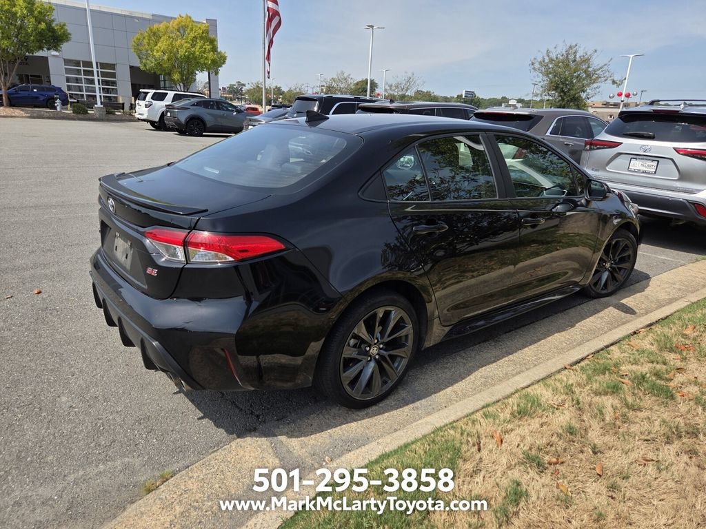 Used 2025 Toyota Corolla SE FWD image 6