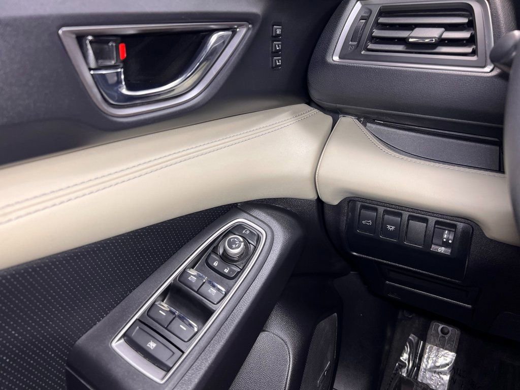 Used 2024 Subaru Ascent Limited w/ Technology Package image 7