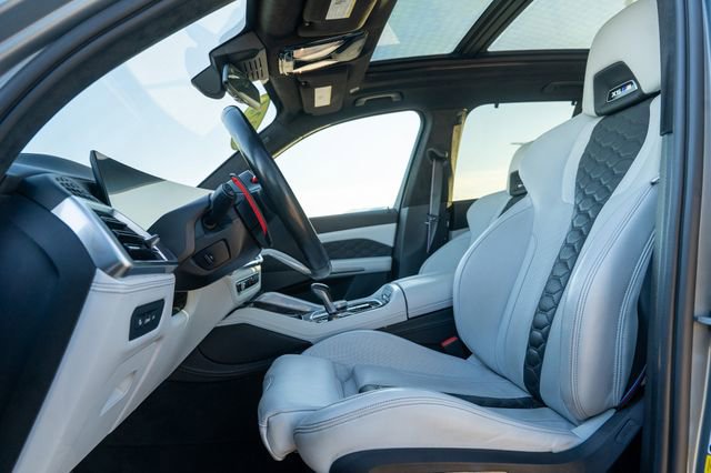 Used 2024 BMW X5 M Competition w/ Premium Package image 15