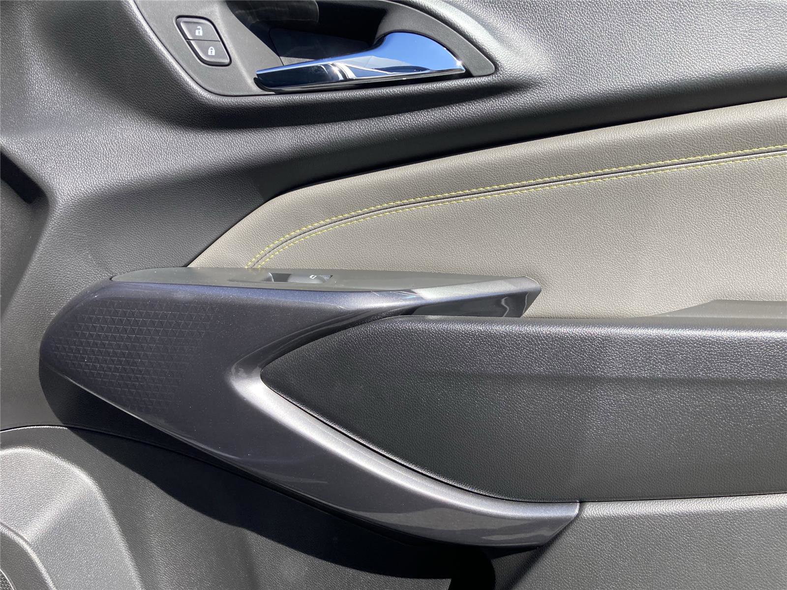 New 2026 Chevrolet Trax ACTIV w/ Driver Confidence Package image 14