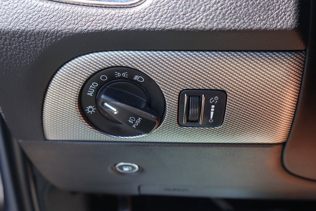 Used 2019 Dodge Durango GT image 19