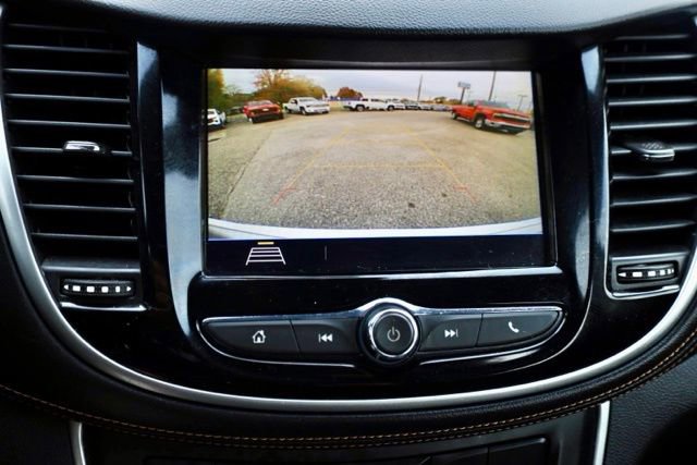 Used 2018 Chevrolet Trax LS image 18