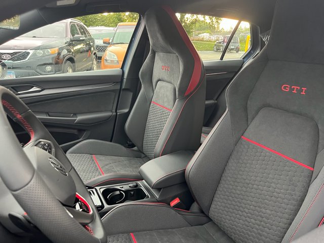 New 2025 Volkswagen GTI SE image 8