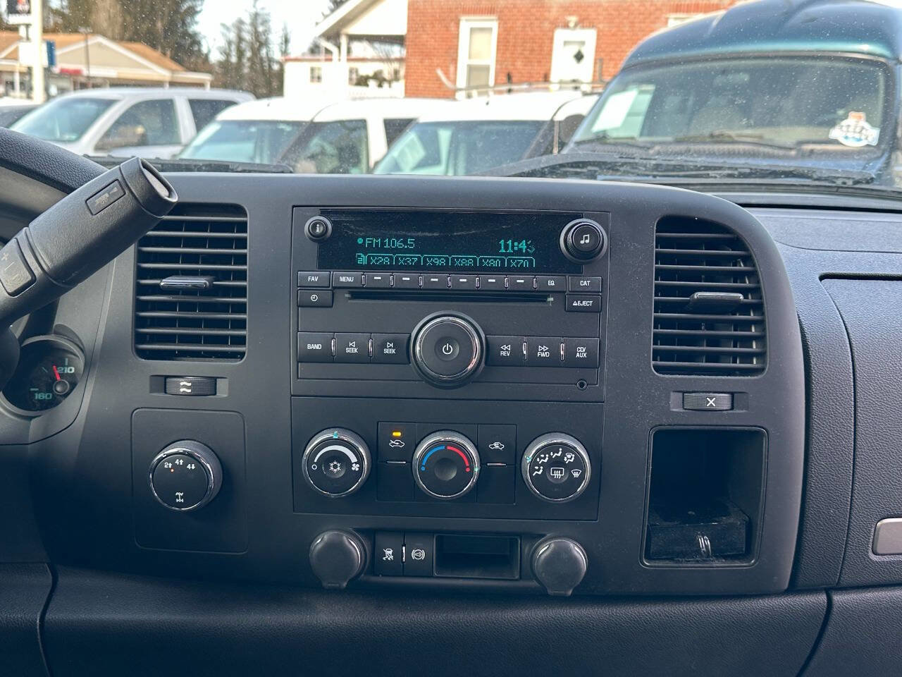 Used 2011 Chevrolet Silverado 3500 LT image 16