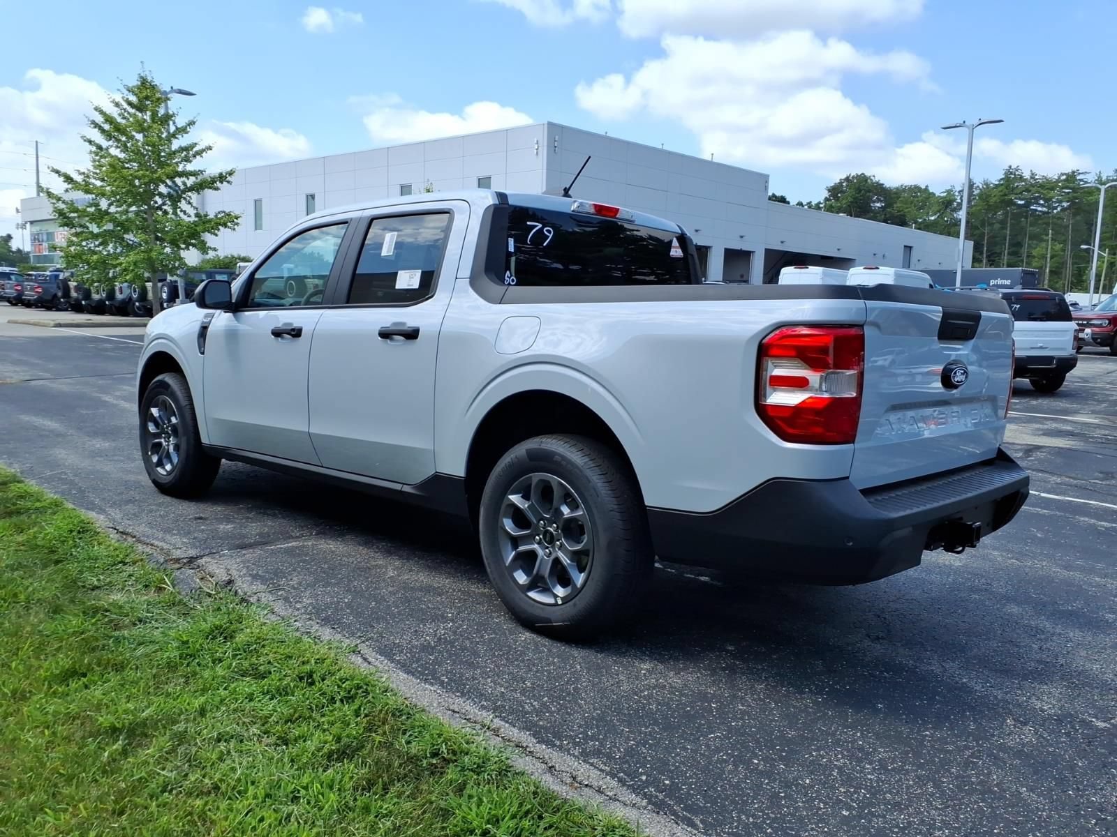 New 2026 Ford Maverick XLT w/ Equipment Group 301A AWD/4WD image 7