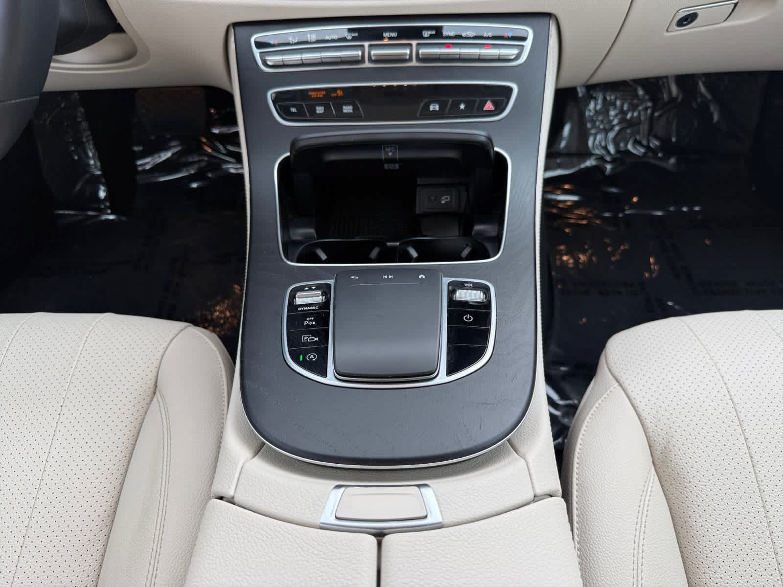 Certified 2022 Mercedes-Benz E 350 4MATIC Sedan image 15
