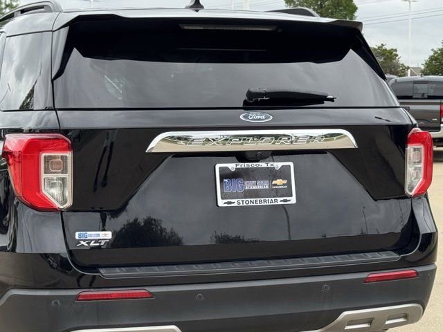 Used 2022 Ford Explorer XLT w/ Equipment Group 202A RWD image 8