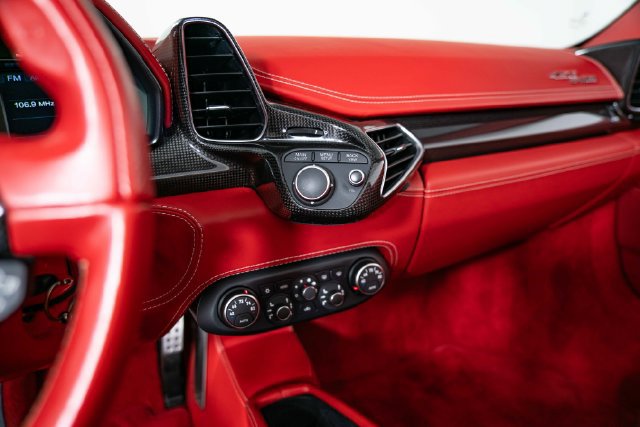 Used 2014 Ferrari 458 Spider RWD image 20