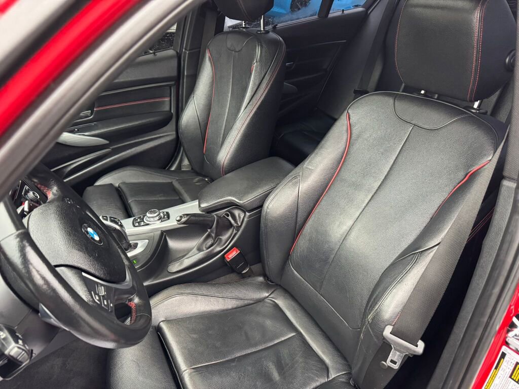 Used 2012 BMW 335i Sedan image 12