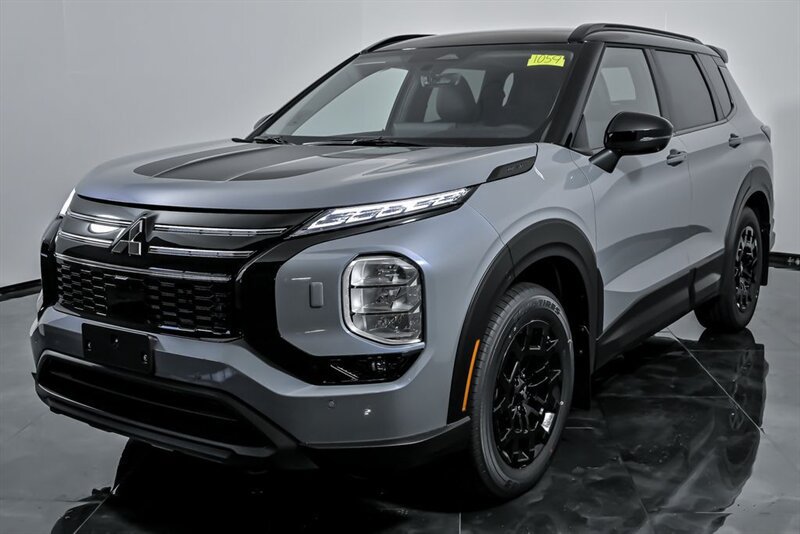 New 2025 Mitsubishi Outlander AWD image 5