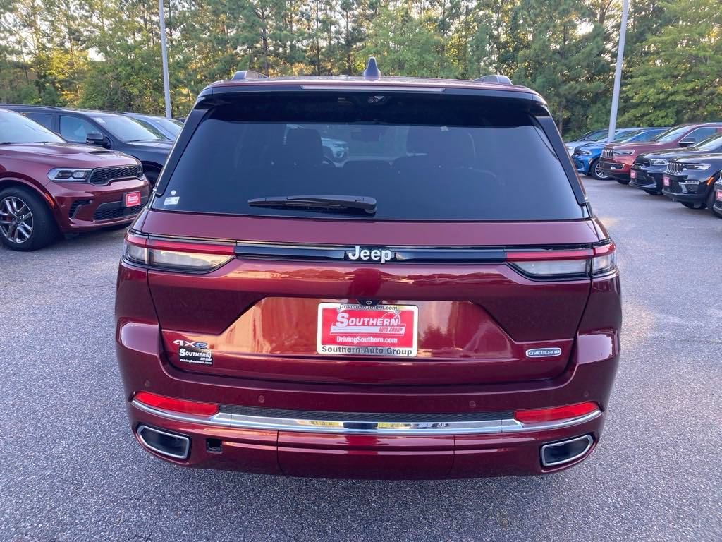 New 2024 Jeep Grand Cherokee Overland w/ Advanced Protech Group III AWD/4WD image 4