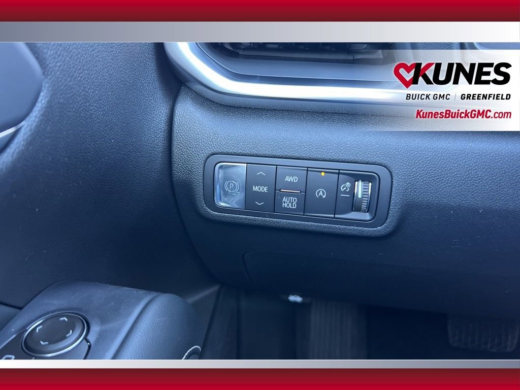 New 2026 GMC Terrain Denali w/ LPO, Floor Liner Package image 24