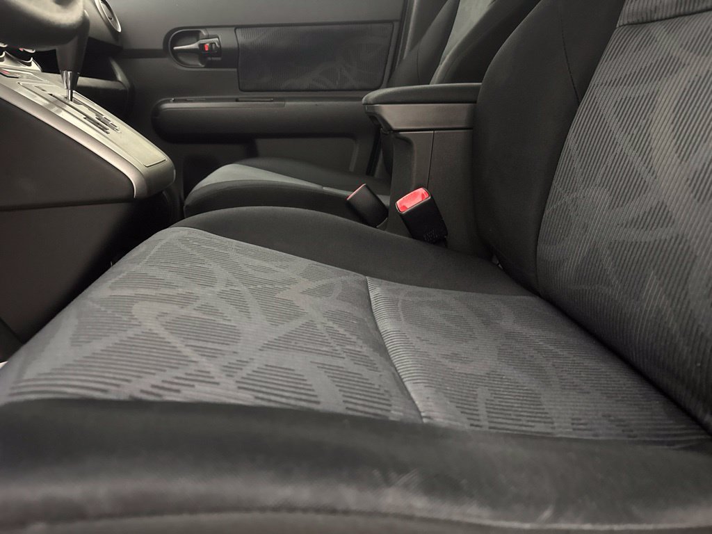 Used 2012 Scion xB FWD image 18