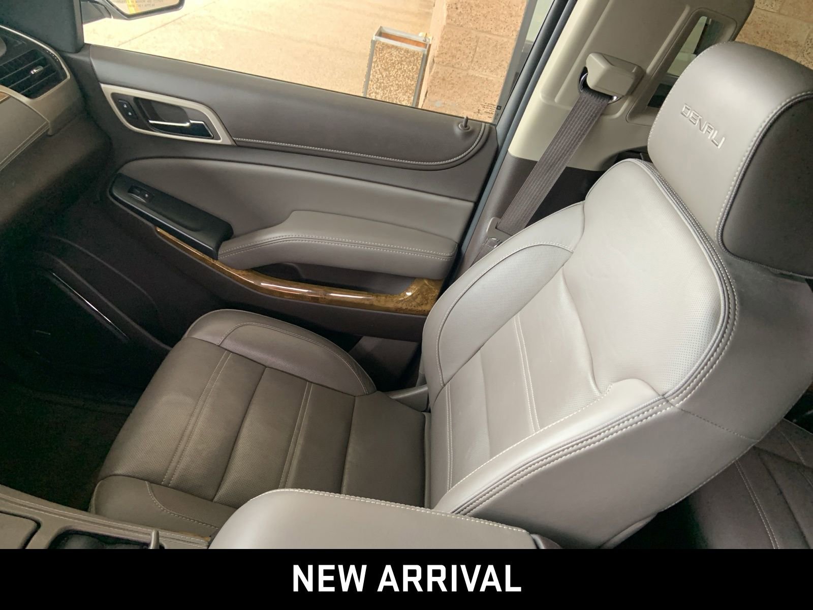 Used 2016 GMC Yukon Denali w/ Open Road Package image 10