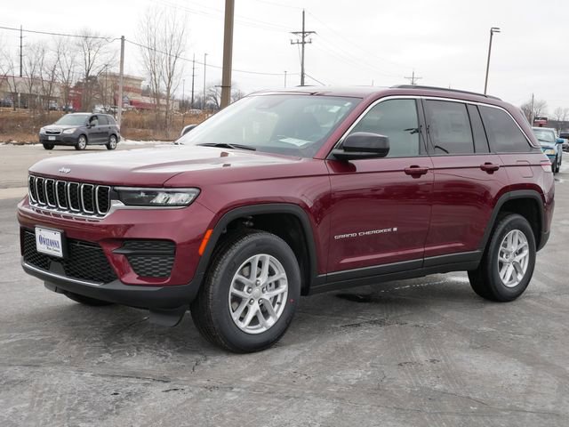 New 2026 Jeep Grand Cherokee Laredo w/ Trailer Tow Package image 3