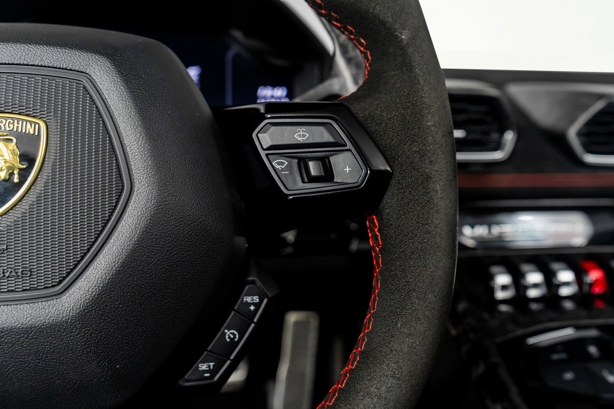 Used 2018 Lamborghini Huracan Performante image 47