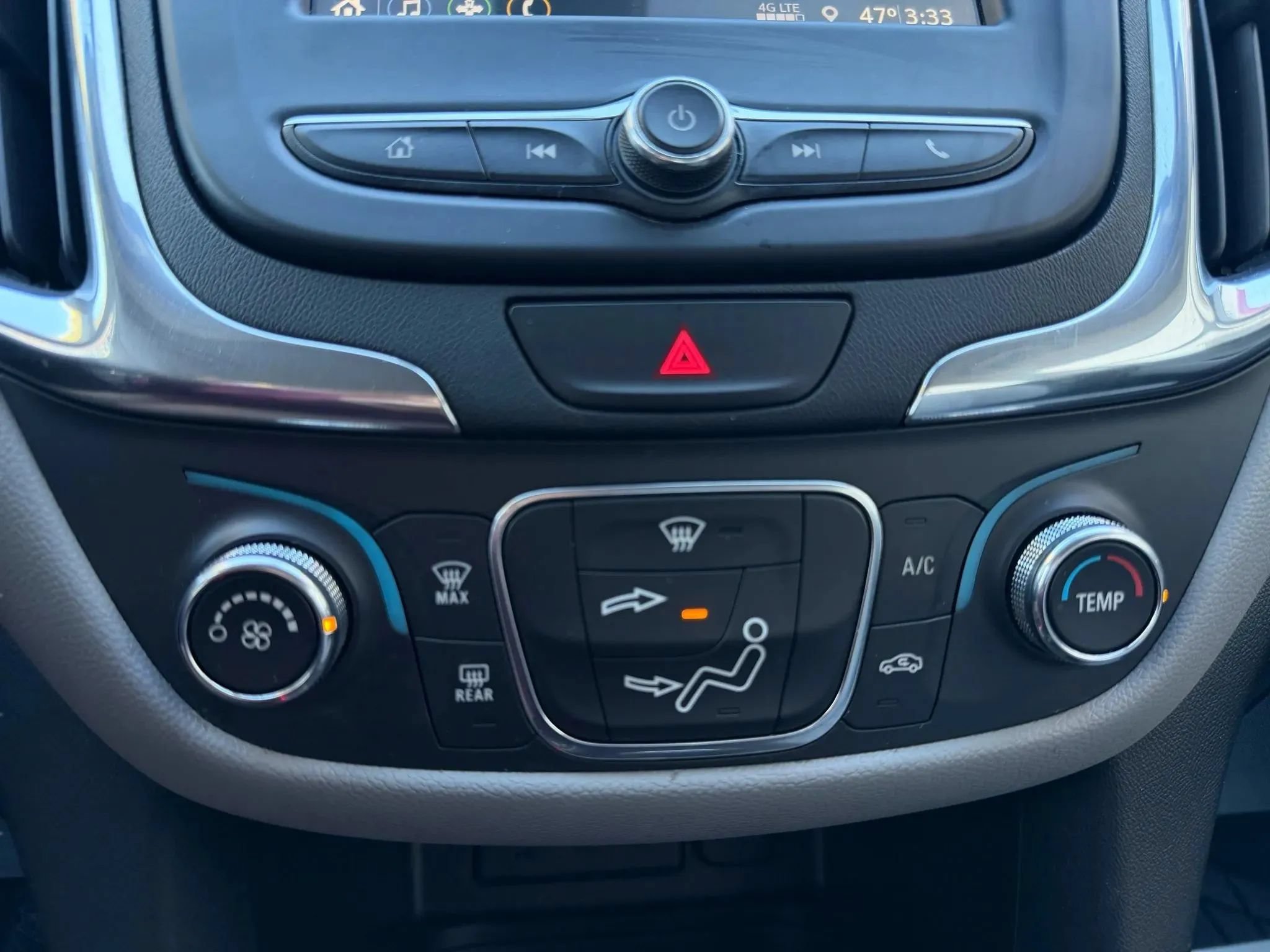 Used 2019 Chevrolet Equinox LS AWD/4WD image 27