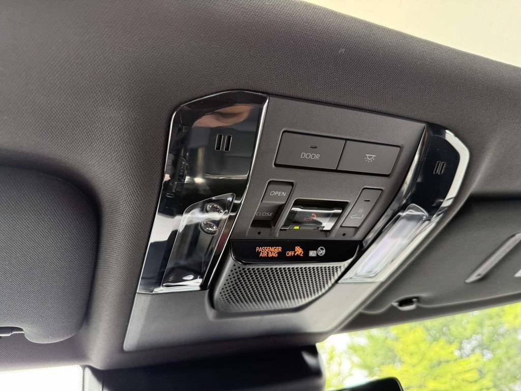 Used 2024 Lexus GX 550 AWD/4WD image 27