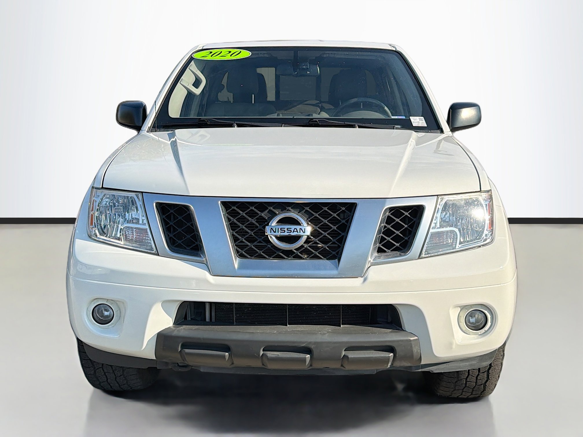 Used 2020 Nissan Frontier SV image 8