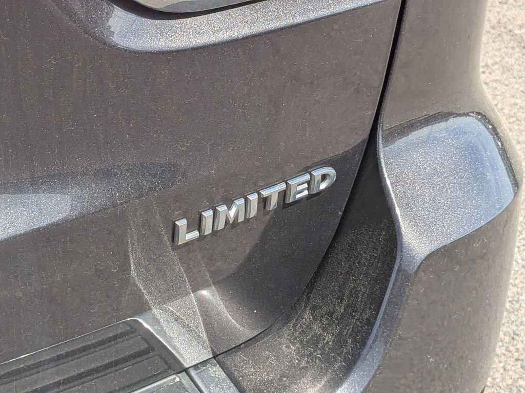 Used 2019 Jeep Grand Cherokee Limited image 14