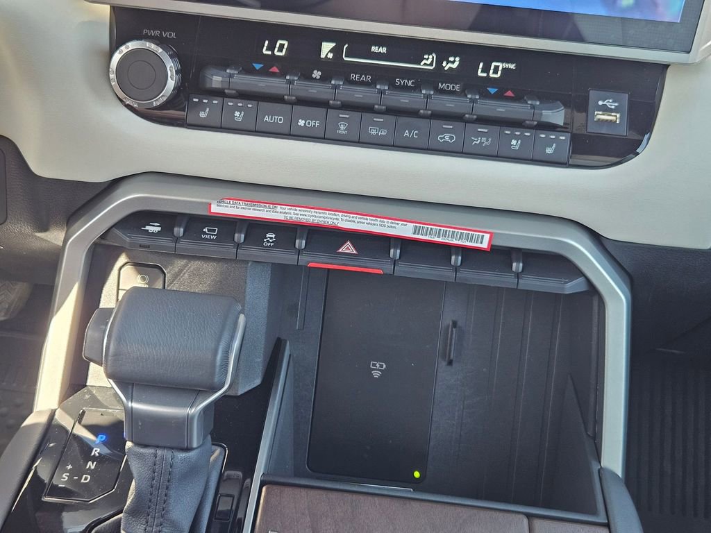 Used 2025 Toyota Sequoia Capstone image 21