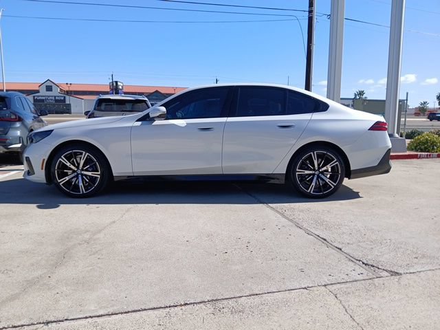 New 2026 BMW 530i w/ M Sport Package RWD image 6