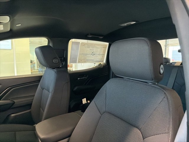 New 2026 Chevrolet Colorado LT image 13