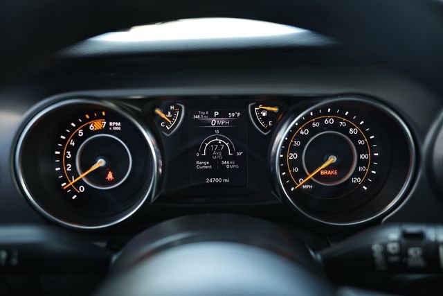 Used 2023 Jeep Wrangler Willys image 33