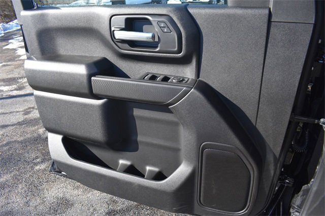New 2026 Chevrolet Silverado 2500 Custom w/ Custom Value Package image 33