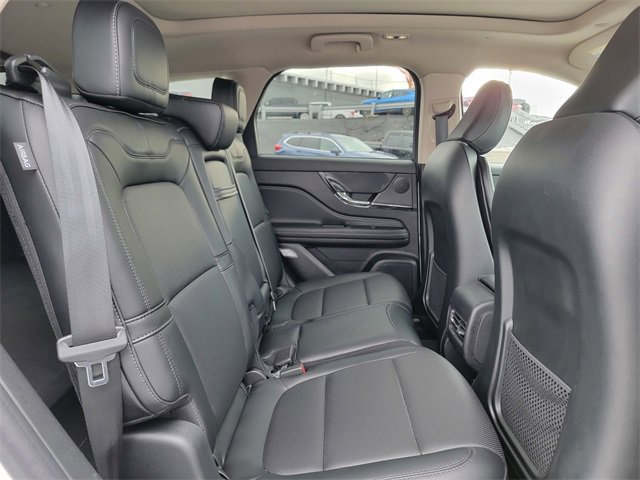 Certified 2024 Lincoln Corsair AWD w/ Equipment Group 101A image 23