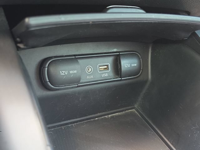 Used 2017 Kia Sorento FWD image 24