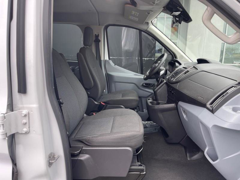 Used 2019 Ford Transit 350 XLT image 33