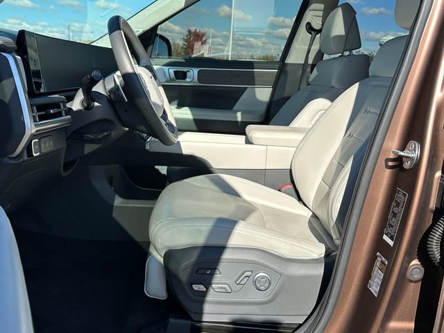 Used 2024 Hyundai Santa Fe Calligraphy image 22