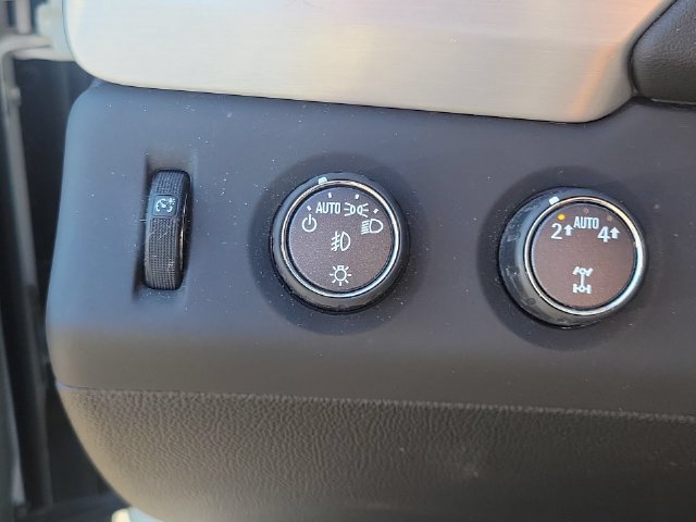 Used 2018 GMC Yukon SLE w/ SLE Value Package AWD/4WD image 22