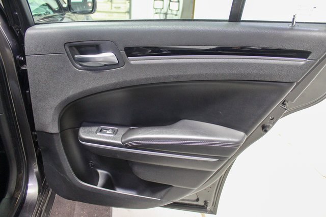 Used 2021 Chrysler 300 S image 17