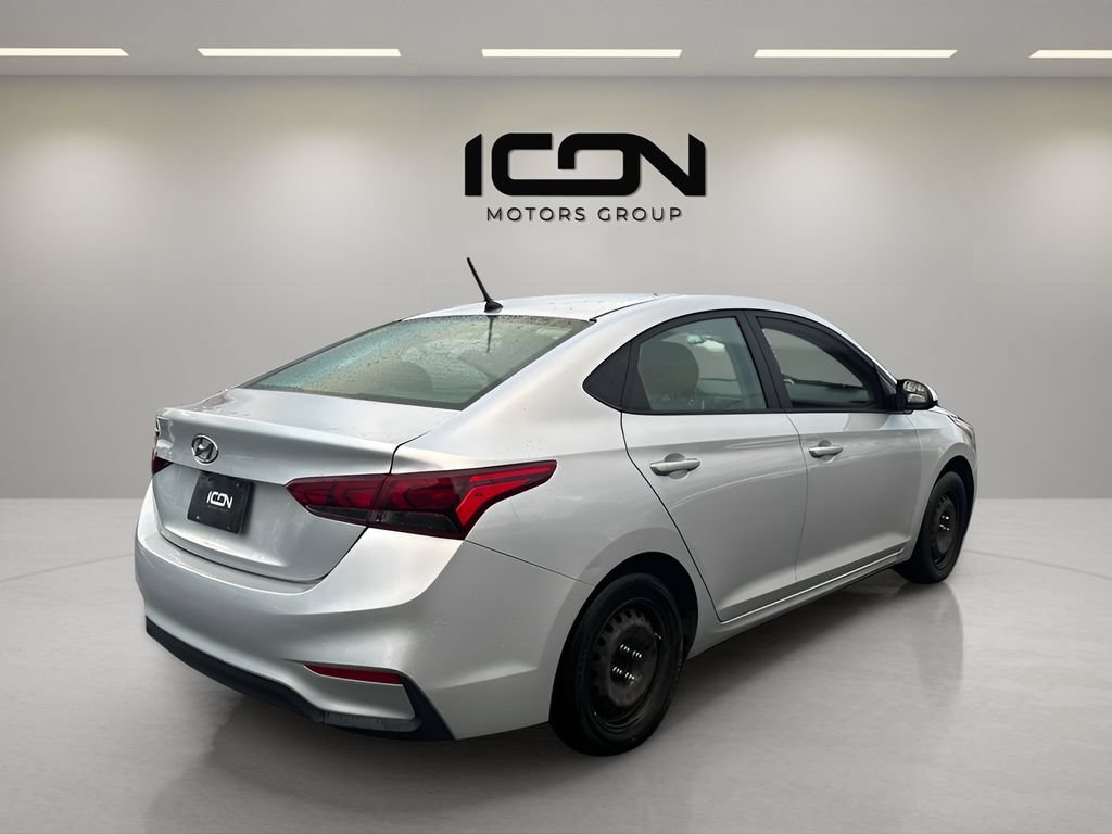 Used 2021 Hyundai Accent SE FWD image 6