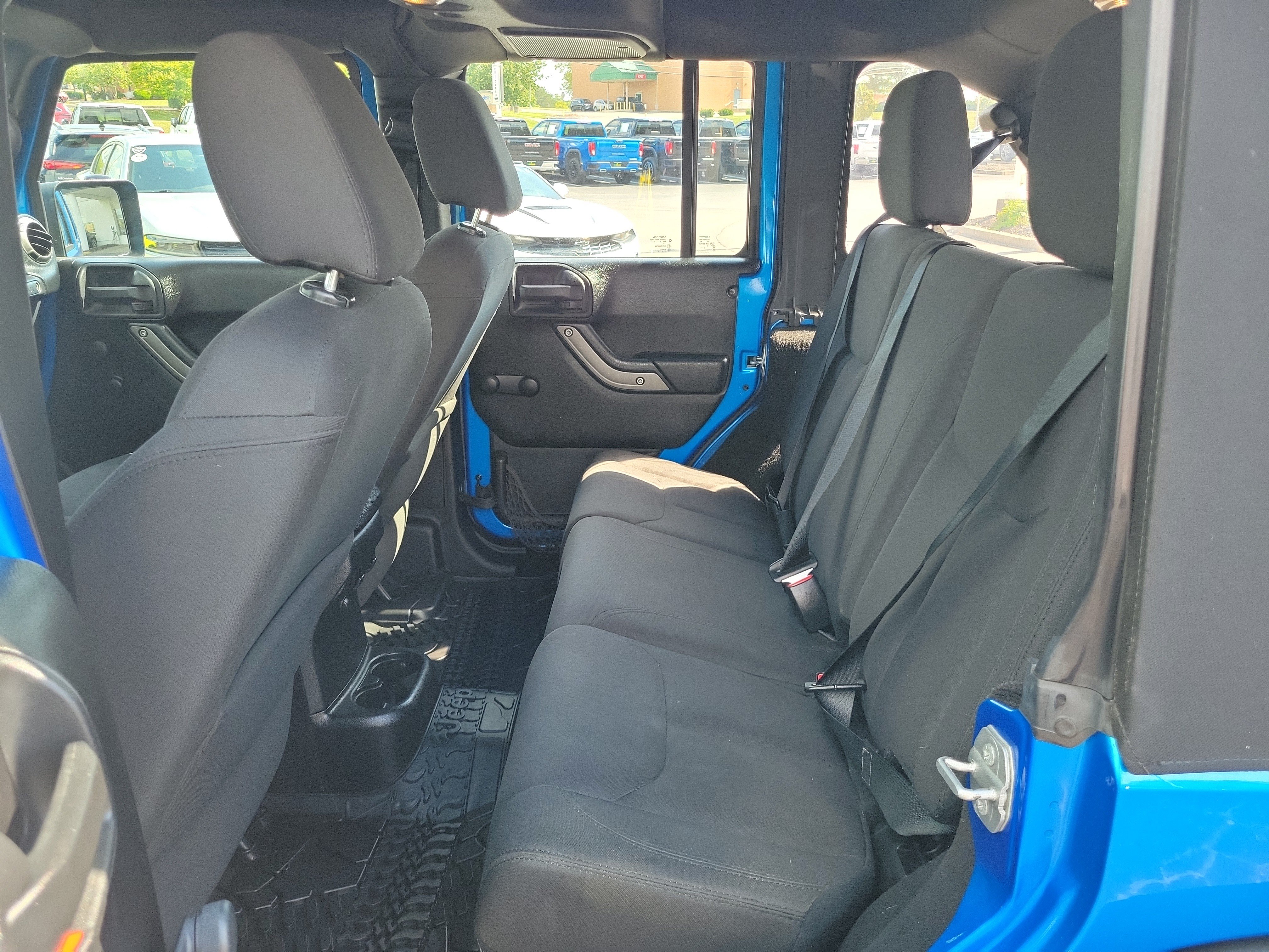 Used 2016 Jeep Wrangler Unlimited Sport AWD/4WD image 11