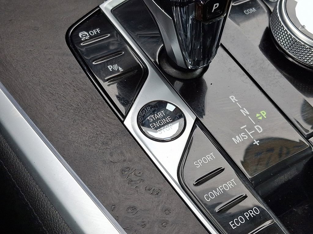 Used 2022 BMW X7 xDrive40i image 26