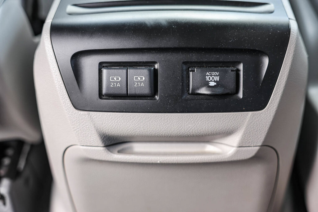 Used 2020 Toyota Sienna LE FWD image 7
