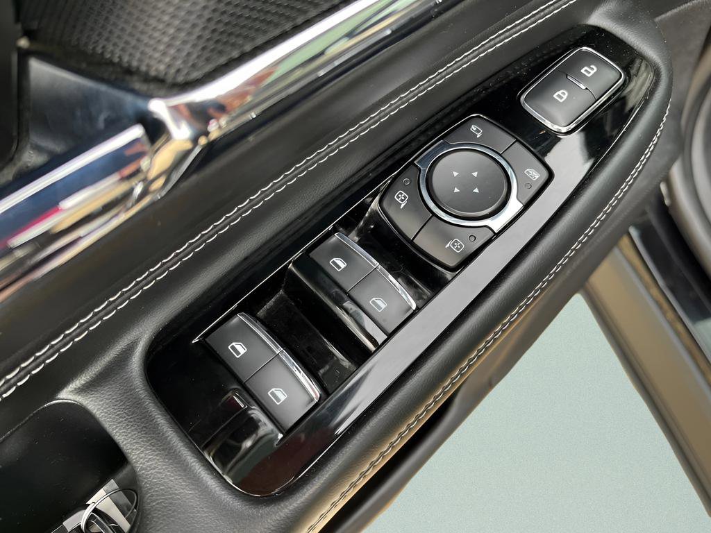 Used 2020 Lincoln Corsair Reserve image 12