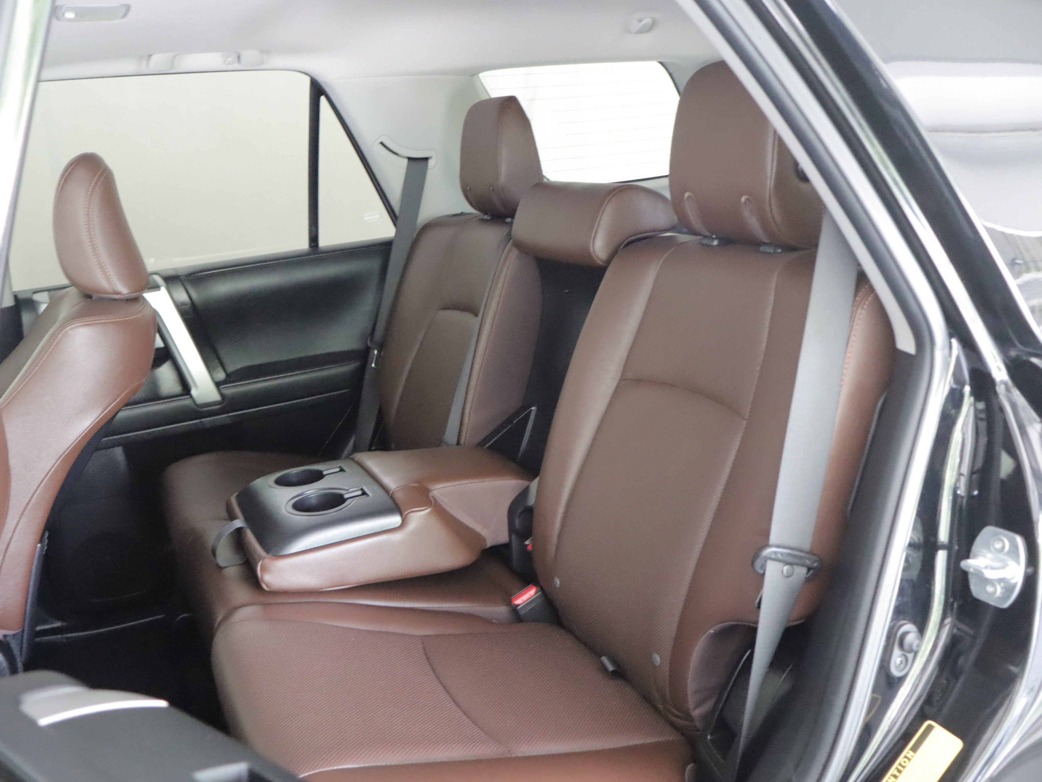 Used 2023 Toyota 4Runner Limited AWD/4WD image 11