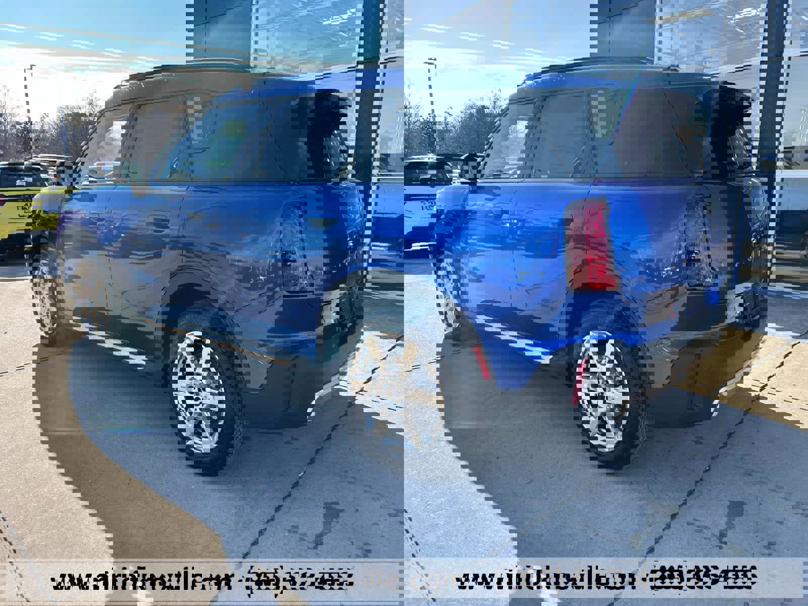 New 2025 MINI Cooper Countryman S w/ Comfort Package Max image 8