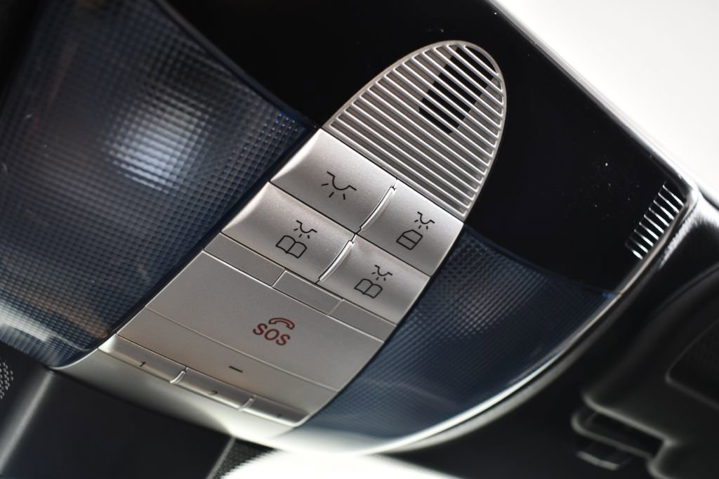 Used 2007 Mercedes-Benz SLK 55 AMG image 46