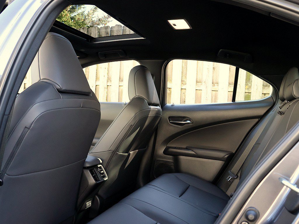 New 2026 Lexus UX 300h AWD w/ Accessory Package (2T) image 15