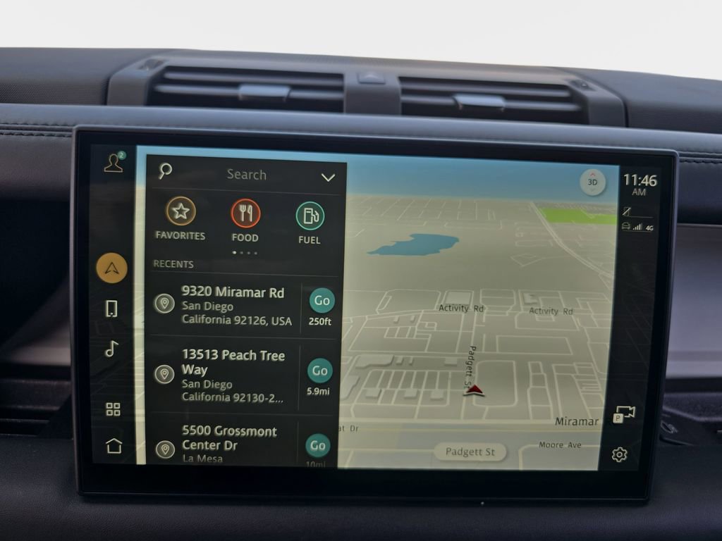 Used 2025 Land Rover Defender 110 S image 22