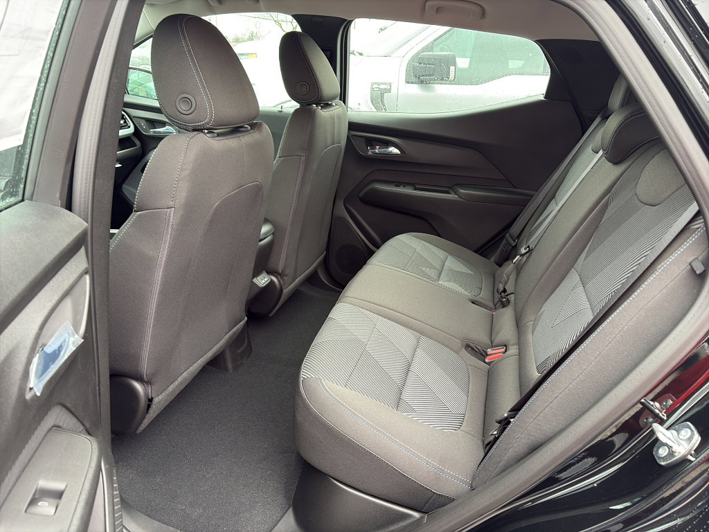 New 2027 Chevrolet Bolt LT w/ Comfort Package FWD image 5