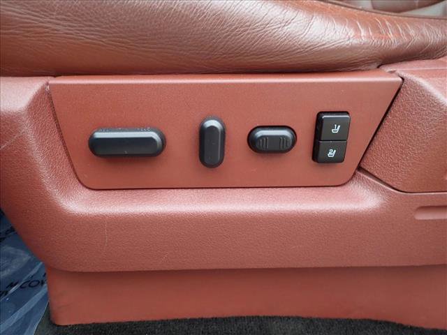 Used 2014 Ford F150 King Ranch w/ King Ranch Luxury Package image 10