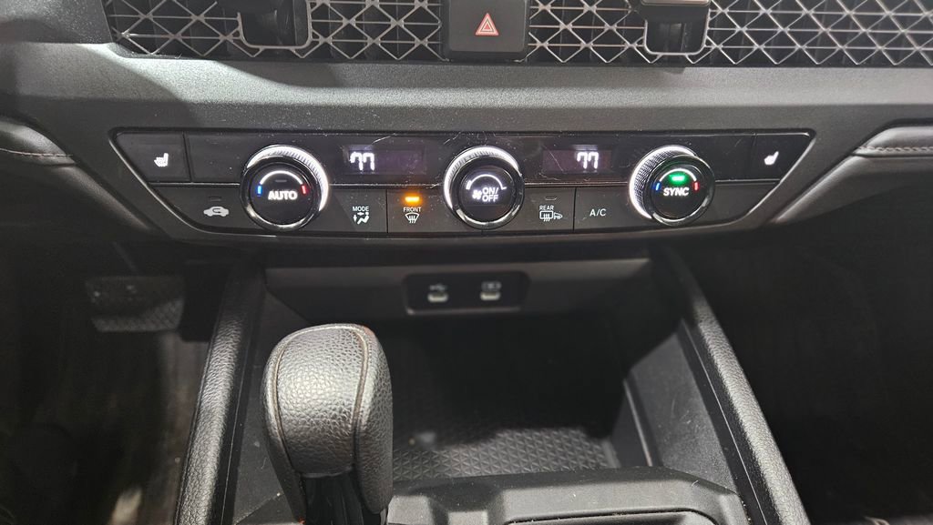 Used 2023 Honda Accord EX image 24