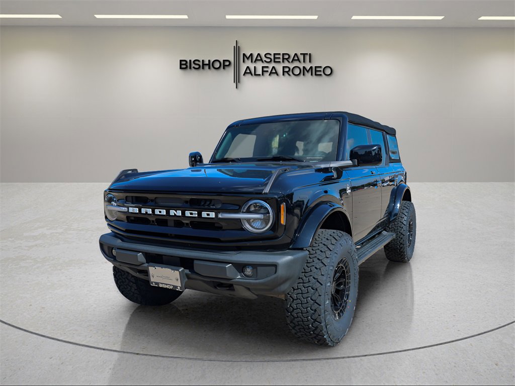 Used 2022 Ford Bronco Outer Banks image 3